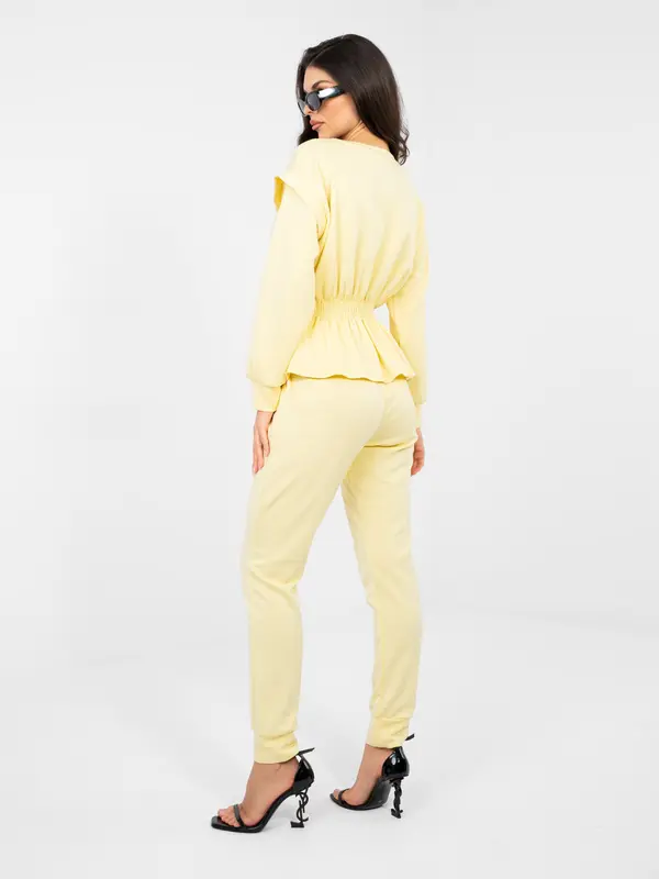 RUE PARIS Ženski komplet z baskovsko, pastelno rumeno barvo