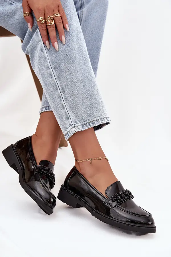 D&A Ženski lakasti usnjeni mokasini z biseri