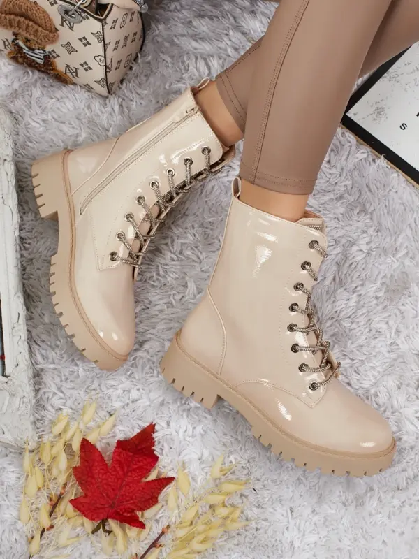 Resti Ženski lakirani gležnjarji Resti Fjorra