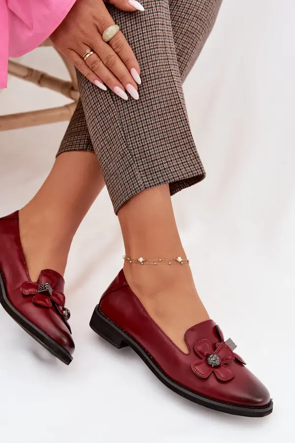 Boto Ženski mokasini Boto s cvetličnim okrasjem