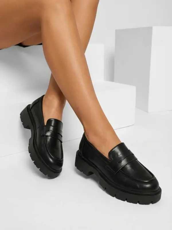 Resti Ženski mokasini z debelim podplatom Olifes