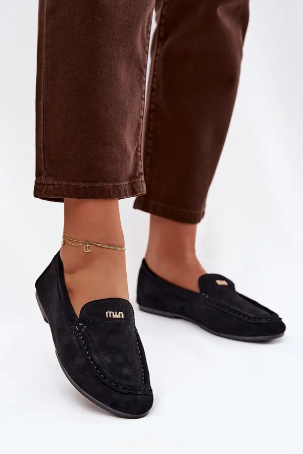 Boto Ženski mokasini z majhnimi zlatimi detajli