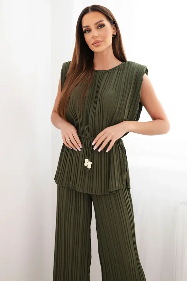 Kesi Włoski Ženski naguban komplet Kesi z vezalkami in širokimi hlačami