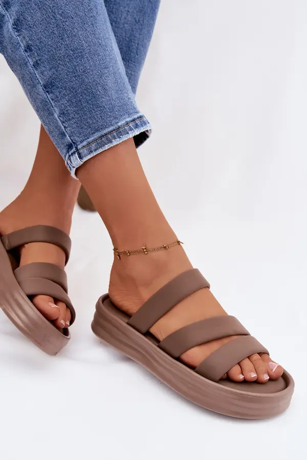 Boto Ženski sandali s platformo in paščki kaki