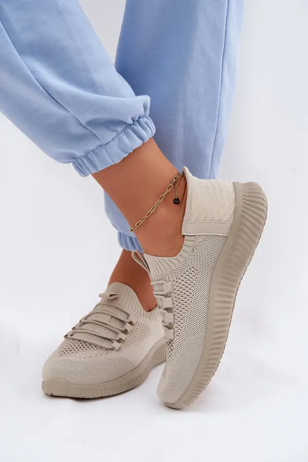 Boto Ženski športni čevlji Boto Slip-On bež olivno rjave barve