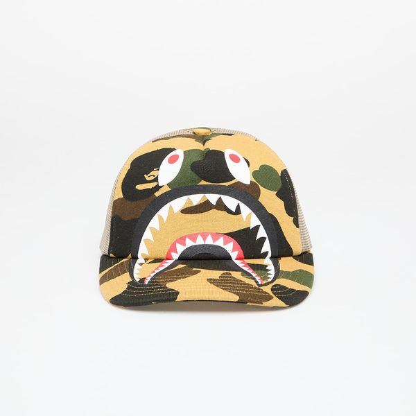 A BATHING APE A BATHING APE 1st Camo Shark Mesh Cap Yellow Universal