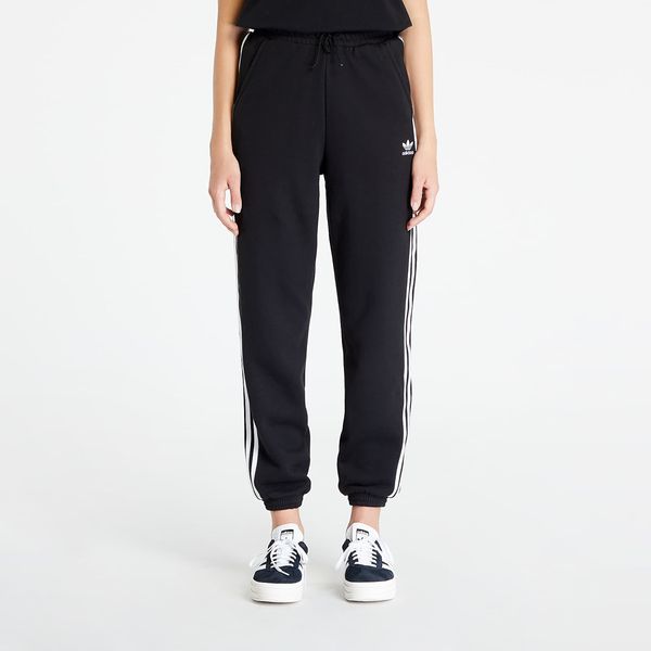 adidas Originals adidas Originals Classics 3-Stripes Regular Jogger Pants Black