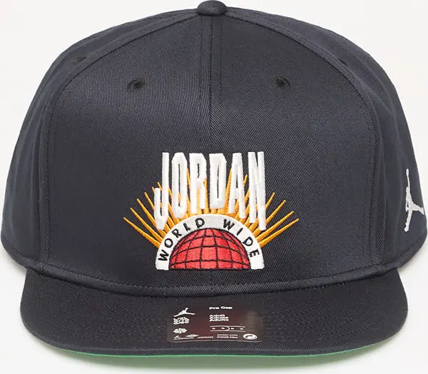 Jordan Čepica Jordan Essentials Pro Structured Flat Bill Hat Black/ Kelly Green/ Sail L/XL