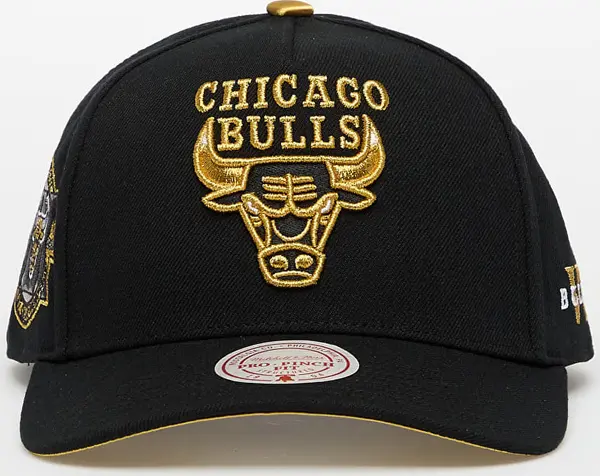 Mitchell & Ness Čepica Mitchell & Ness NBA Core Vi Pro Snapback Bulls Black/ Gold Universal