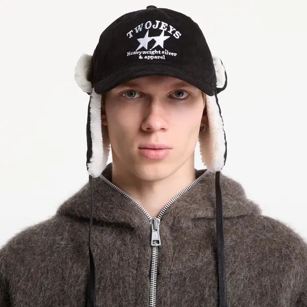 TwoJeys Čepica TwoJeys Heavy Silver Black Earflap Black Universal