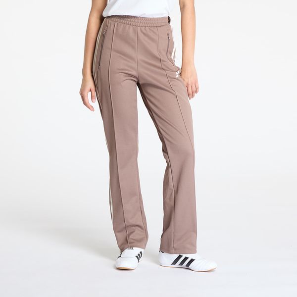 adidas Originals Hlače adidas Adicolor Classic Track Pant Regular Tapered Leg Trace Brown/ Wonder White XS