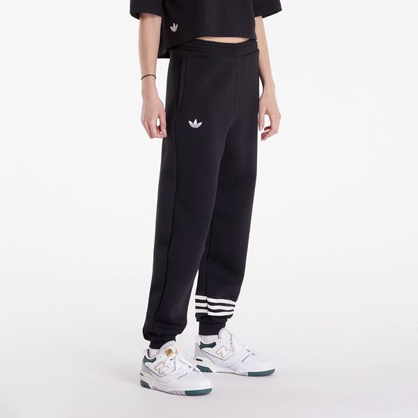 adidas Originals Hlače adidas Neuclassics Sweatpants Black/ Cloud White L