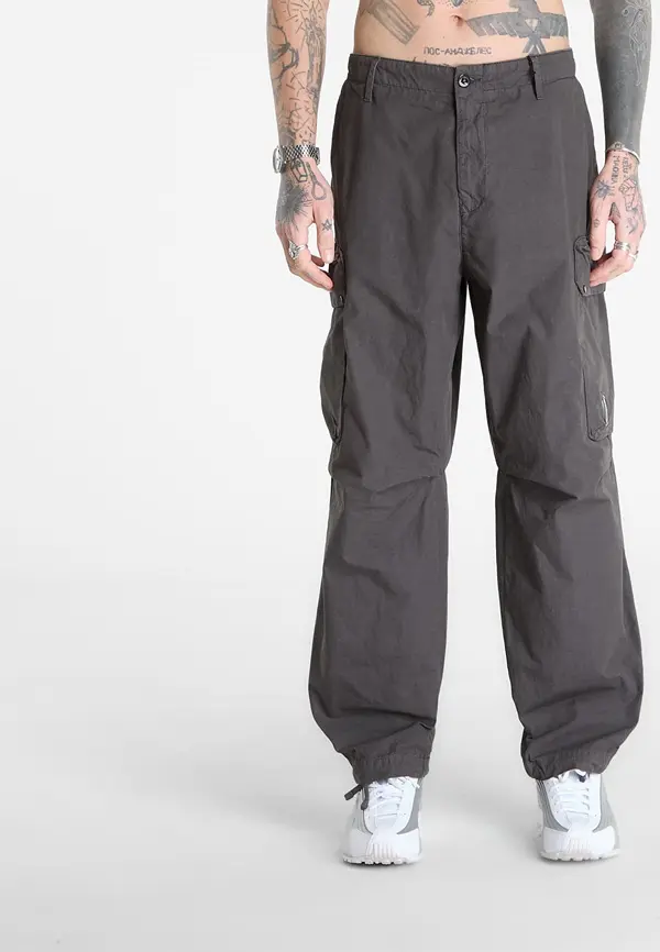 C.P. Company Hlače C.P. Company Micro-Reps Boxy Cargo Lens Pants Gunmetal Grey 54