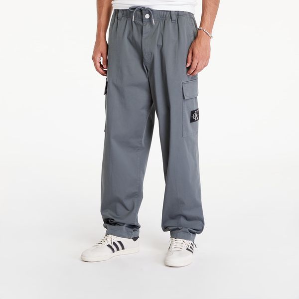 Calvin Klein Hlače Calvin Klein Jeans Regular Straight Cargo Pants Gray W30/L32