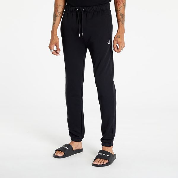 FRED PERRY Hlače FRED PERRY Loopback Sweatpant Black XS