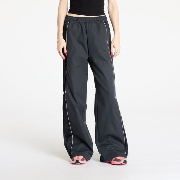 Nike Hlače Nike Sportswear Women's Woven Pants Black/ Black M