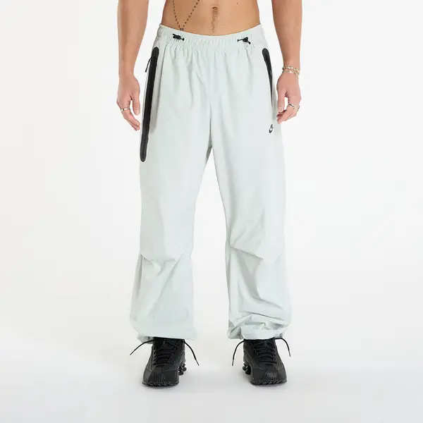 Nike Hlače Nike Tech Men's Woven Oversized Pants Light Silver/ Light Silver/ Black XS