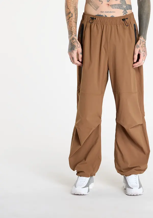 Nike Hlače Nike Tech Men's Woven Oversized Pants Mosswood Brown/ Mosswood Brown/ Black M
