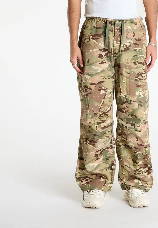 PLEASURES Hlače PLEASURES Gem Camo Wide Pants Camo M