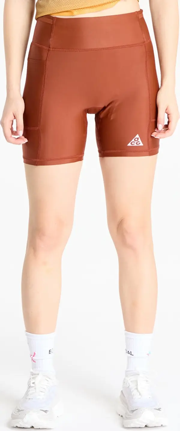 Nike Kratke hlače Nike ACG "Tree Frog" Women's Dri-FIT ADV Mid-Rise 6" Shorts Cinnamon/ Picante Red/ Summit White XL
