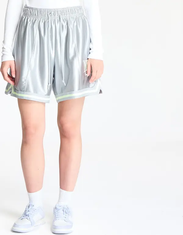 Nike Kratke hlače Nike Sportswear Women's Loose Mid-Rise Graphic Shorts Lt Smoke Grey/ Barely Volt/ Barely Volt XS