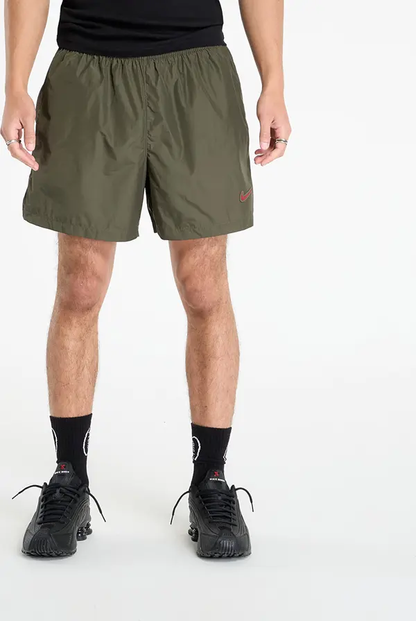 Nike Kratke hlače Nike x NOCTA Cardinal Nylon Shorts Cargo Khaki/ Smoke Grey/ Team Red XL
