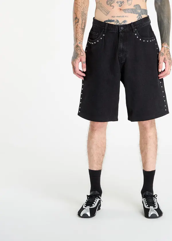 PLEASURES Kratke hlače PLEASURES Daft Club Lucky Studded Jorts Black 28