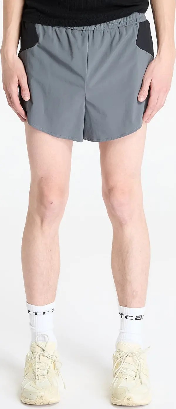 Reebok Kratke hlače Reebok Run Shorts Grey 3/ Washed Black L