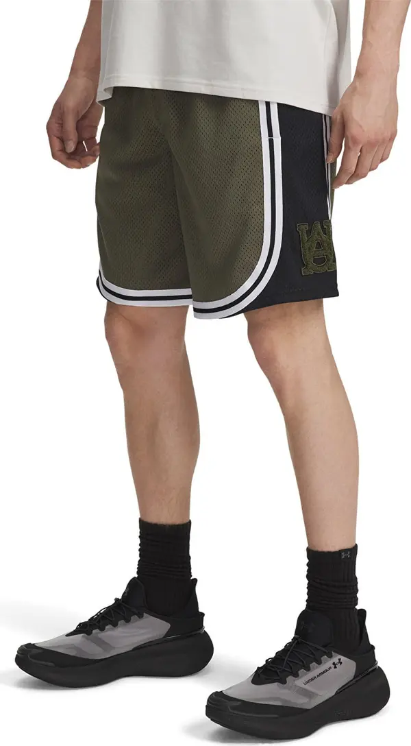 Under Armour Kratke hlače Under Armour M Courtside Short Green XL