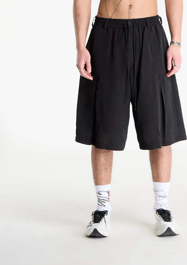 Y-3 Kratke hlače Y-3 Crinkle Pleated Shorts Black M