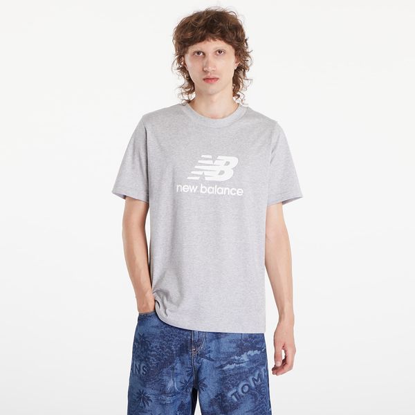 New Balance Majica New Balance Sport Essentials Logo T-Shirt Athletic Grey M