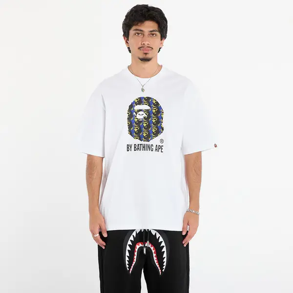 A BATHING APE Majice A BATHING APE Ape Head Pattern By Bathing Ape Relaxed Fit Tee White S