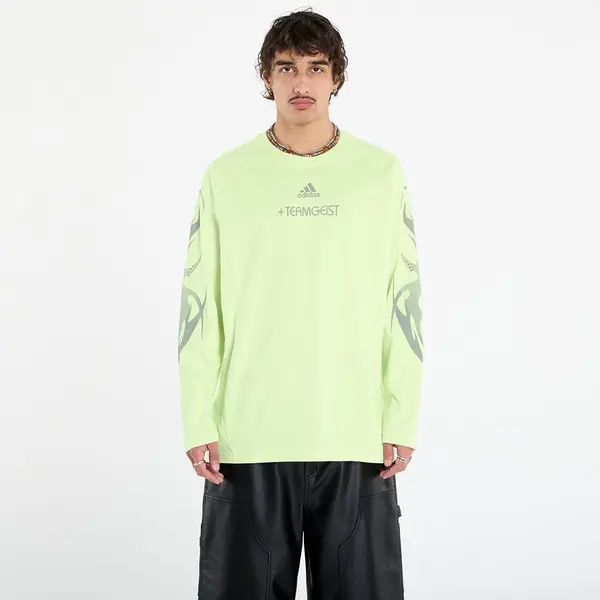 adidas Originals Majice adidas Adilenium Season 4 Teamgeist Graphic Long Sleeve T-Shirt Almost Lime L