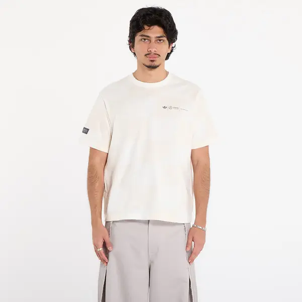 adidas Originals Majice adidas Bad Bunny X Mercedes - Amg Petronas Formula One Team T-Shirt Core White/ Chalk White M