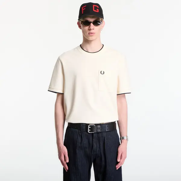 FRED PERRY Majice Fred Perry Pocket Detail Pique T-Shirt Ecru XL