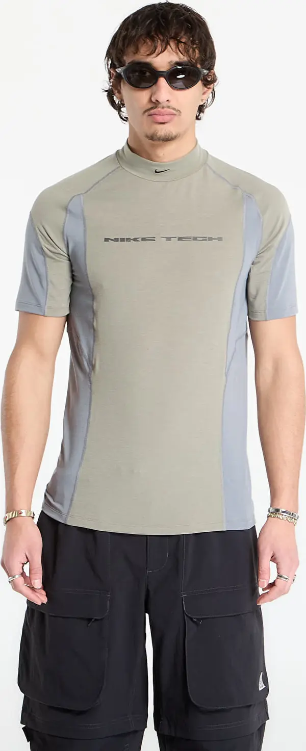 Nike Majice Nike Men's Dri-FIT Short-Sleeve Base Layer Light Army/ Cool Grey/ Cool Grey/ Black XL
