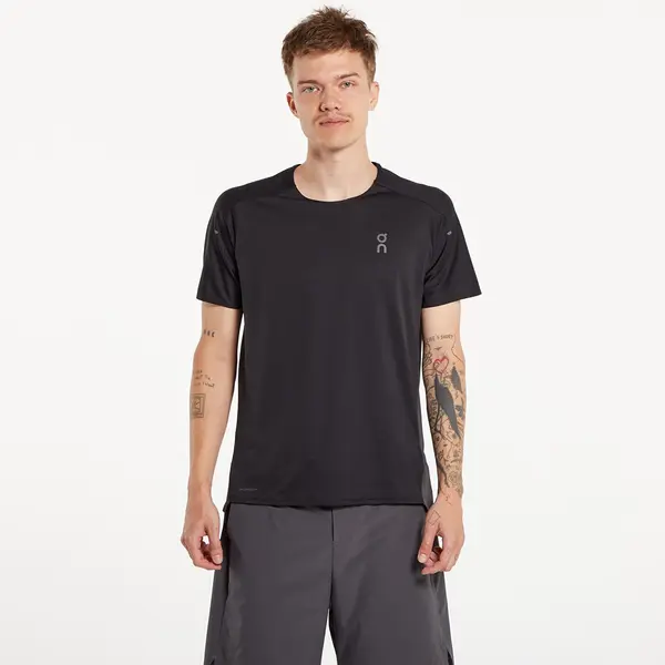 On Majice On Performance Short Sleeve Tee Black/ Eclipse L