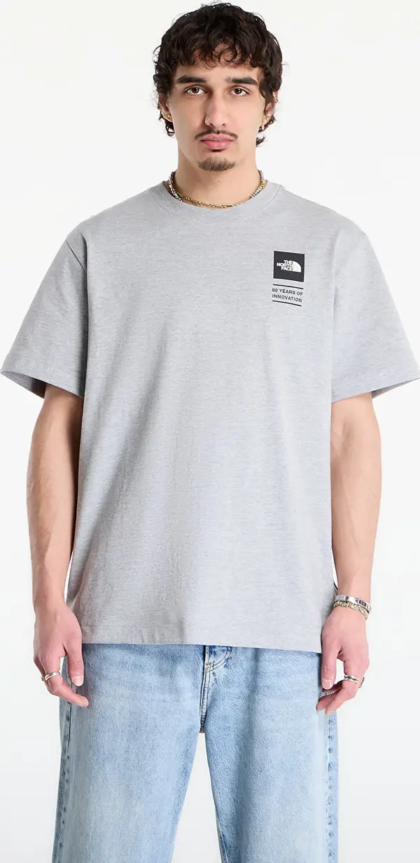 The North Face Majice The North Face TNF Celebration Relaxed Short Sleeve Tee-Graphic TNF Pale Grey Heather XL