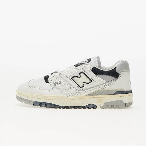 New Balance New Balance 550 Sea Salt/ Vintage Black