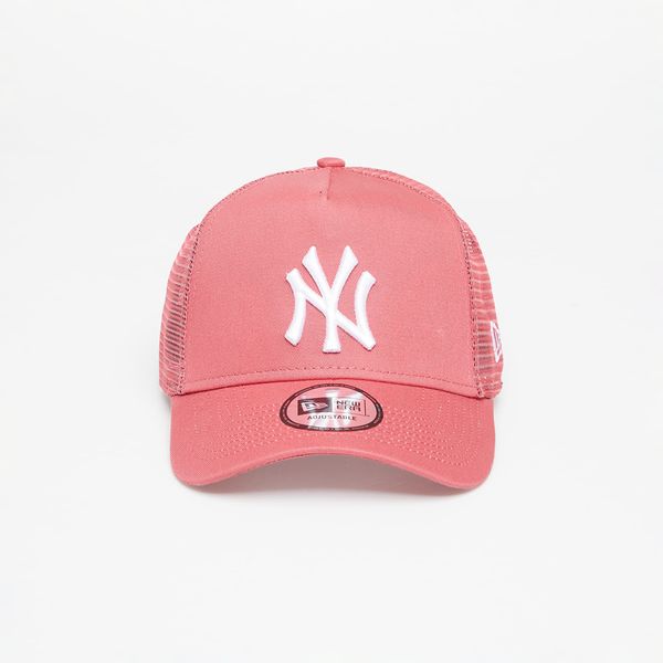 New Era New Era New York Yankees League Essential Trucker Cap Pink
