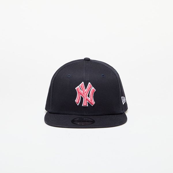 New Era New Era New York Yankees MLB Outline 9FIFTY Snapback Cap Navy/ Lava Red