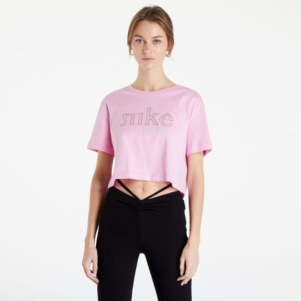 Nike Nike Cropped T-Shirt Pink