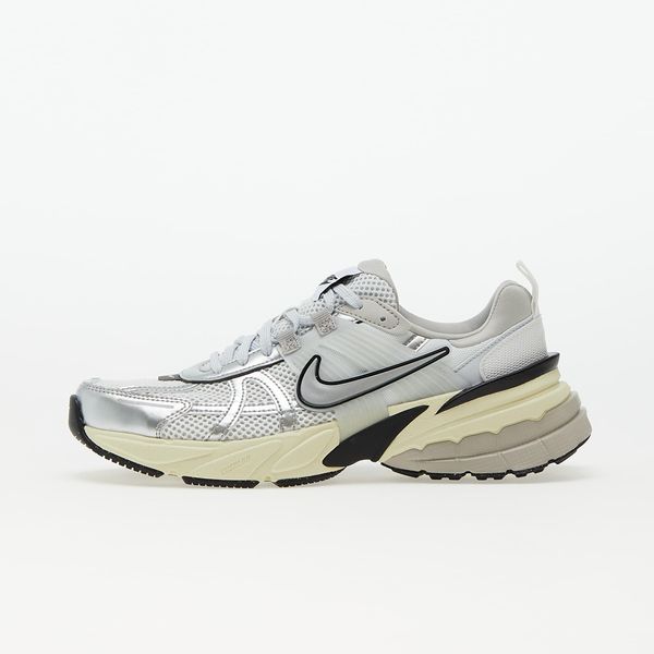 Nike Nike V2K Run Summit White/ Metallic Silver