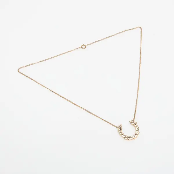 FRED PERRY Ogrlica Fred Perry Laurel Wreath Necklace ? Universal