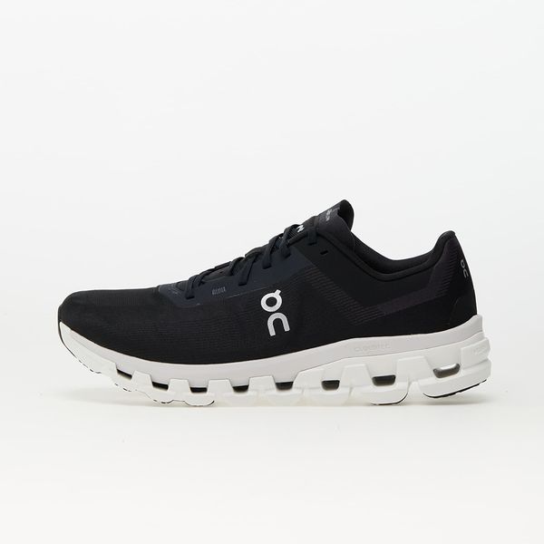 On On M Cloudflow 4 Black/ White