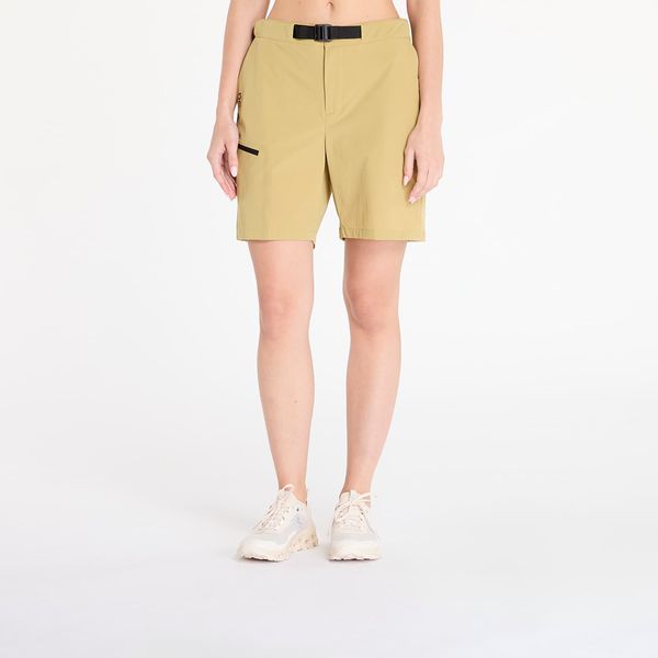 On On Trek Short Safari M