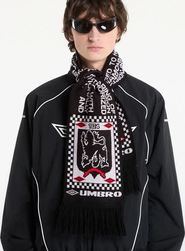 Umbro Šali Umbro by SlamJam Notice Scarf Black/ White Universal