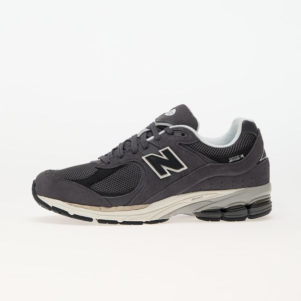 New Balance Sneakers New Balance 2002R Grey EUR 40.5