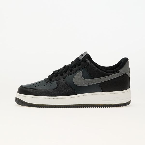 Nike Sneakers Nike Air Force 1 '07 Lv8 Black/ Smoke Grey-Dk Smoke Grey EUR 40