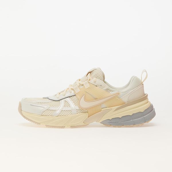 Nike Sneakers Nike W V2K Run Pale Ivory/ Pale Ivory-Coconut Milk EUR 35.5